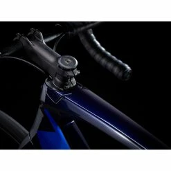 Trek MADONE SL7 ETap Disc 2022 -VTT Soldes Magasin velo course trek madone sl 7 disc etap 4