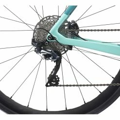Bianchi Oltre Xr3 Disc 2022 12 Bianchi Oltre Xr3 Disc 2022 -VTT Soldes Magasin velo route bianchi oltre xr3 disc 4