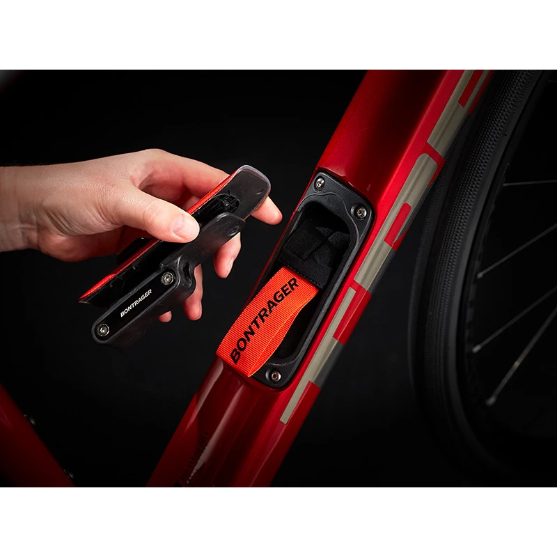 Trek Domane SL6 ETap 2022 5 Trek Domane SL6 ETap 2022 – Image 3